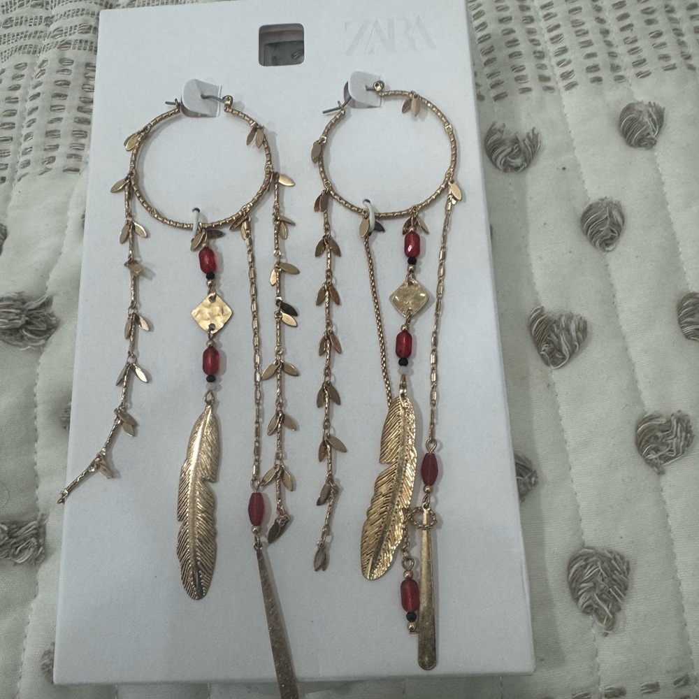 Zara Feather Golden Charm Cascade Whit Red Glass  Hoop Earrings 6" Long New